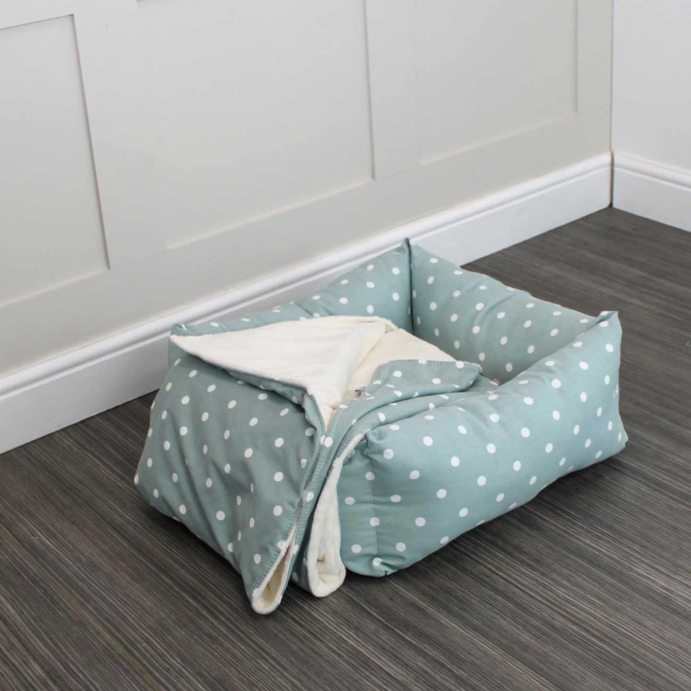 New ๐ฅ Lords & Labradors Box Bed For ๐ Dogs - Spots & Stripes Collection ๐ 6 New ๐ฅ Lords & Labradors Box Bed For ๐ Dogs - Spots & Stripes Collection ๐ - Image 6