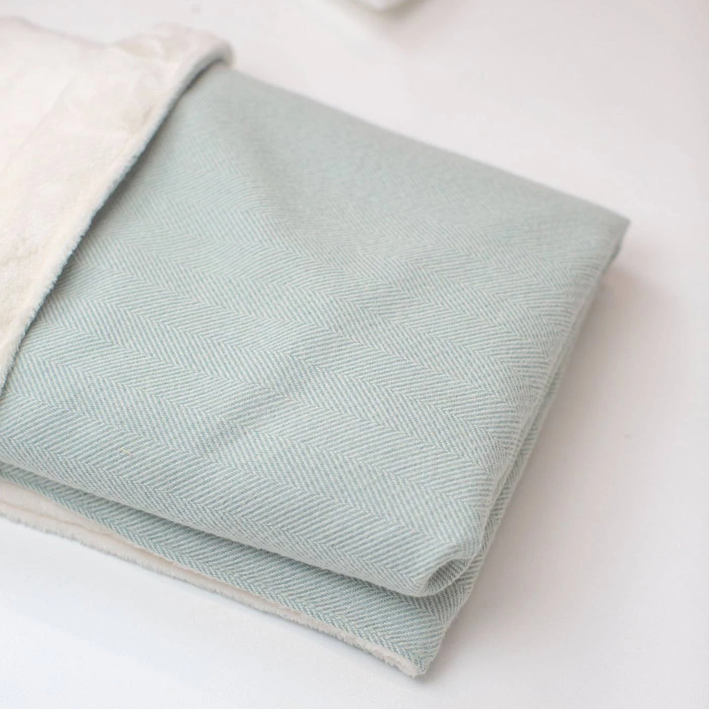 Best Sale 💯 Cat & Kitten Cosy Tweed Blanket By Lords & Labradors 👍 2 Best Sale 💯 Cat & Kitten Cosy Tweed Blanket By Lords & Labradors 👍 - Image 2