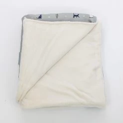 Outlet 🧨 Cat & Kitten Blanket By Lords & Labradors - Signature Collection 👍 -Lords & Labradors Sales cat kitten cotton blanket by lords labradors cosmopolitan cat folded