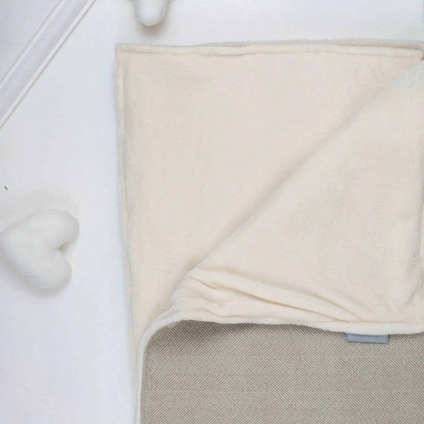 Buy 🎁 Cat & Kitten Neutral Tweed Blanket By Lords & Labradors 👍 3 Buy 🎁 Cat & Kitten Neutral Tweed Blanket By Lords & Labradors 👍 - Image 3