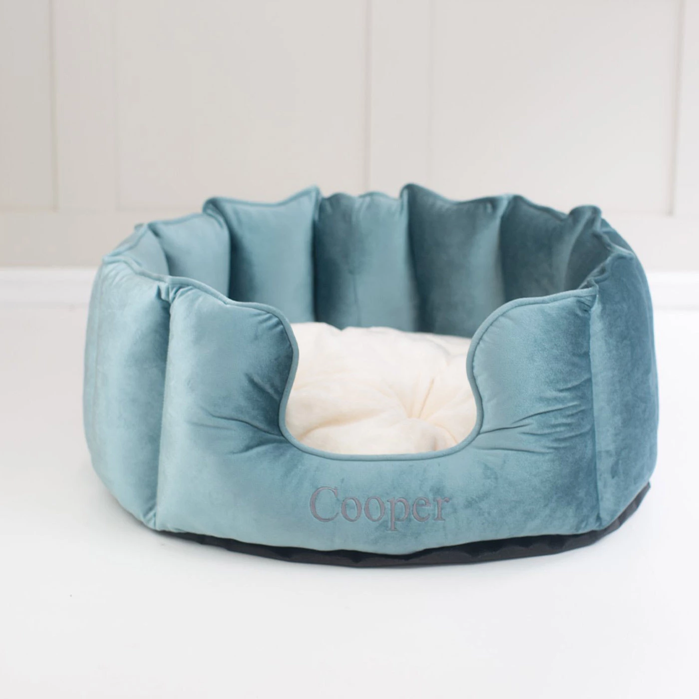 Cheapest โค๏ธ Lords & Labradors High Wall Luxury Velvet Bed For Cats ๐ 4 Cheapest โค๏ธ Lords & Labradors High Wall Luxury Velvet Bed For Cats ๐ - Image 4