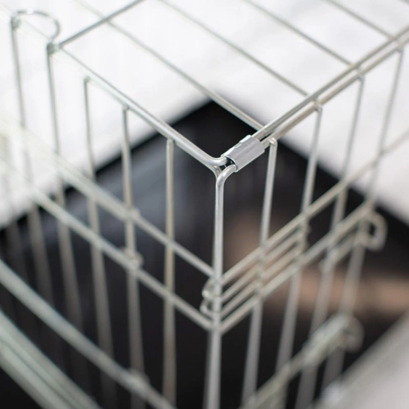 Best Pirce 🔥 Lords & Labradors Heavy Duty Silver Deluxe 🐕 Dog Crate - Size S-XXL 🔥 2 Best Pirce 🔥 Lords & Labradors Heavy Duty Silver Deluxe 🐕 Dog Crate - Size S-XXL 🔥 - Image 2