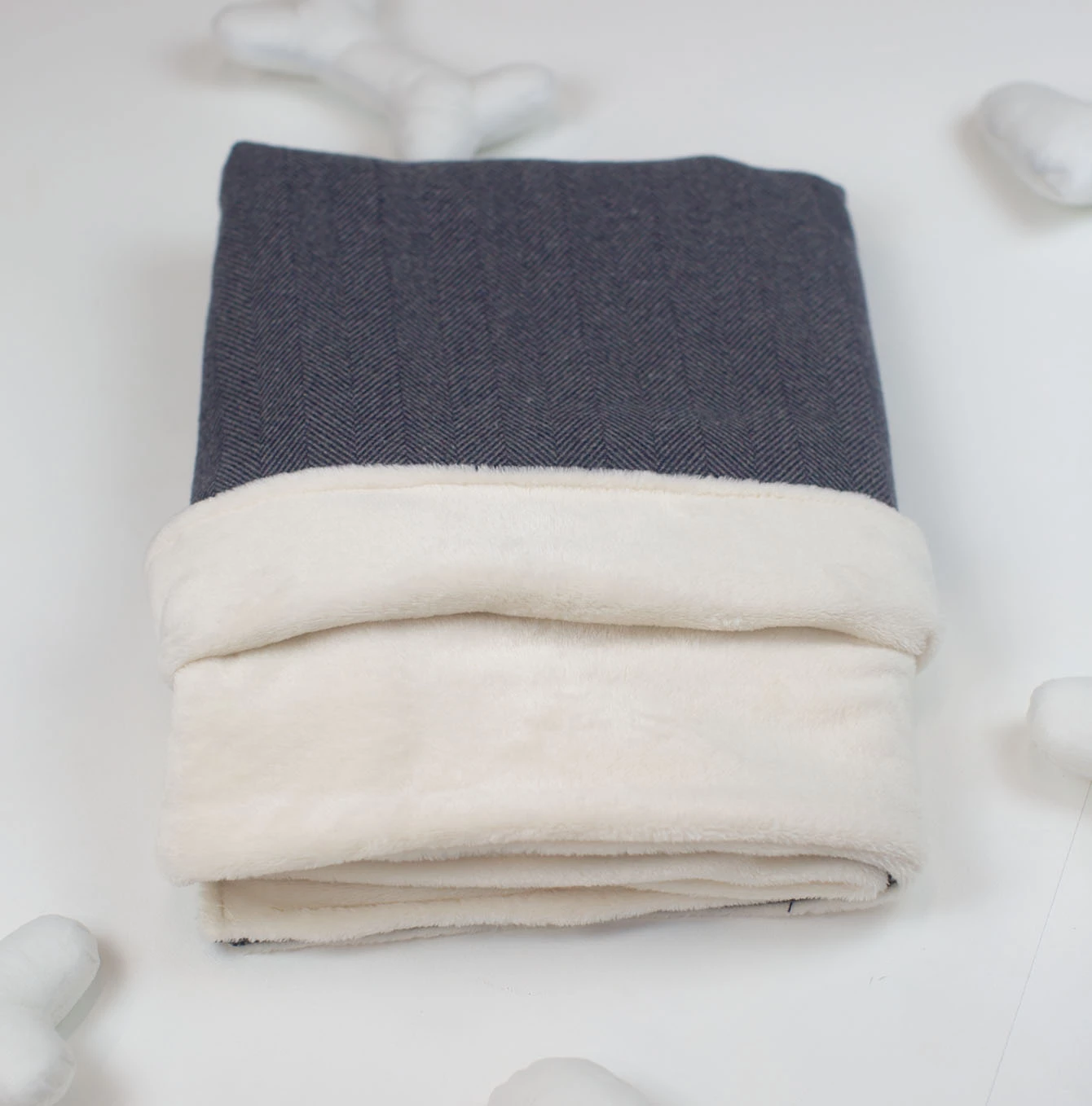 Top 10 🔥 Personalised Cat & Kitten Neutral Tweed Blanket By Lords & Labradors ❤️ 6 Top 10 🔥 Personalised Cat & Kitten Neutral Tweed Blanket By Lords & Labradors ❤️ - Image 6