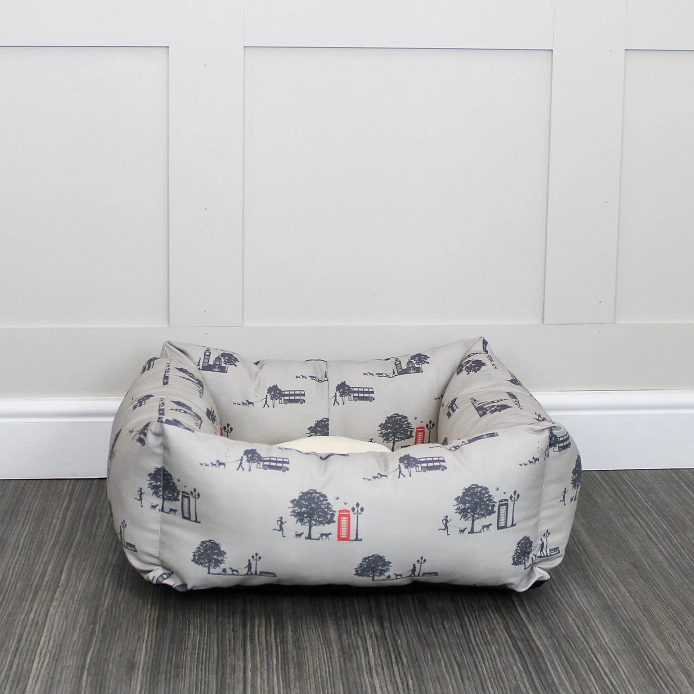 Cheap ๐ Lords & Labradors Personalised Box Bed For ๐ถ Dogs - Parks Collection ๐ 5 Cheap ๐ Lords & Labradors Personalised Box Bed For ๐ถ Dogs - Parks Collection ๐ - Image 5