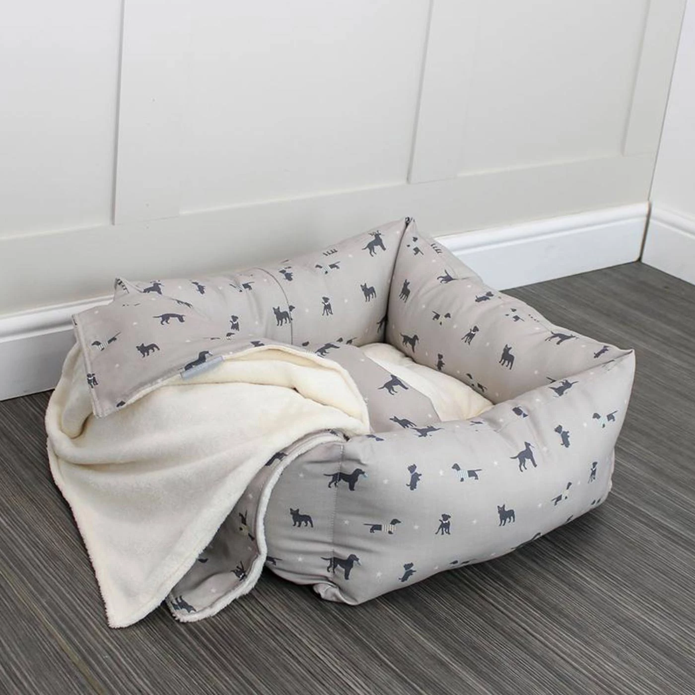 Outlet ❤️ Lords & Labradors Personalised Box Bed For 🐶 Dogs - Cosmopolitan 🐶 Dog ⭐ 3 Outlet ❤️ Lords & Labradors Personalised Box Bed For 🐶 Dogs - Cosmopolitan 🐶 Dog ⭐ - Image 3