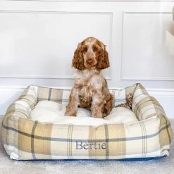 New 😉 Lords & Labradors Personalised Cosy Tweed Box Bed For 🐕 Dogs 😉 38 New 😉 Lords & Labradors Personalised Cosy Tweed Box Bed For 🐕 Dogs 😉 -Lords & Labradors Sales personalised cosy tweed box bed for dogs ochre ash dog lifestyle