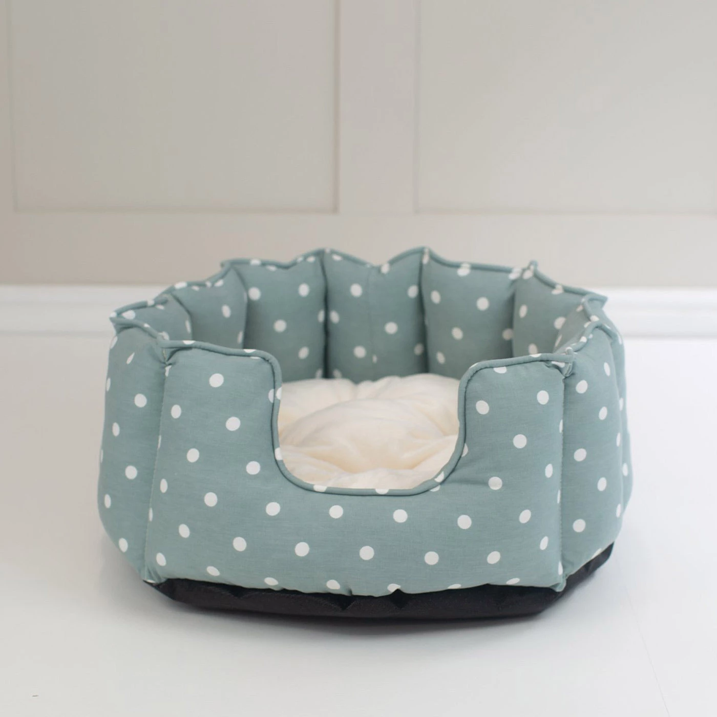 Hot Sale ⭐ Lords & Labradors Personalised High Wall Bed For 🦮 Dogs - Spots & Stripes Collection 🤩 8 Hot Sale ⭐ Lords & Labradors Personalised High Wall Bed For 🦮 Dogs - Spots & Stripes Collection 🤩 - Image 8