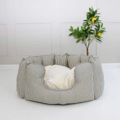 Hot Sale ⭐ Lords & Labradors Personalised High Wall Bed For 🦮 Dogs - Spots & Stripes Collection 🤩 11 Hot Sale ⭐ Lords & Labradors Personalised High Wall Bed For 🦮 Dogs - Spots & Stripes Collection 🤩 -Lords & Labradors Sales personalised high wall bed for dogs spots stripes collection regency stripe studio
