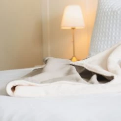 Brand new ❤️ Dog & Puppy Savanna Blanket By Lords & Labradors 👏 -Lords & Labradors Sales savanna stone blanket