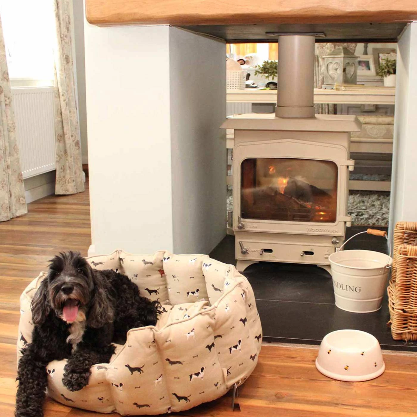 Cheapest ๐ Sophie Allport ๐ Dog Bed in Woof! Print ๐ 2 Cheapest ๐ Sophie Allport ๐ Dog Bed in Woof! Print ๐ - Image 2